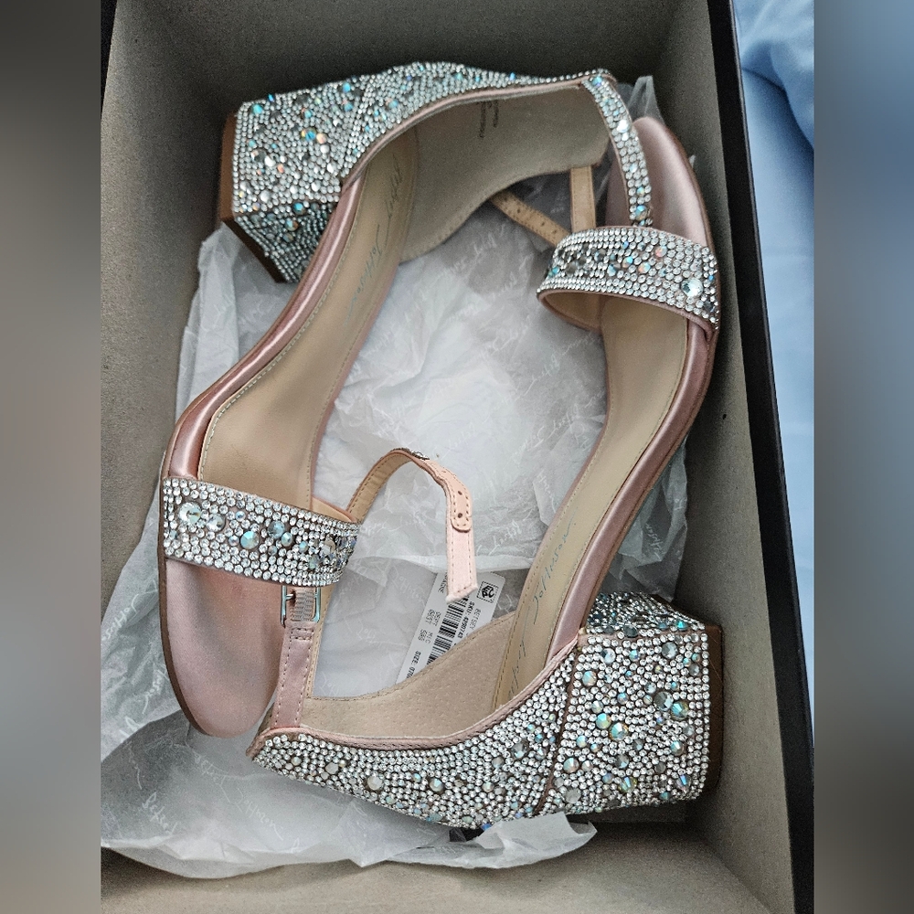 Dressy sandals